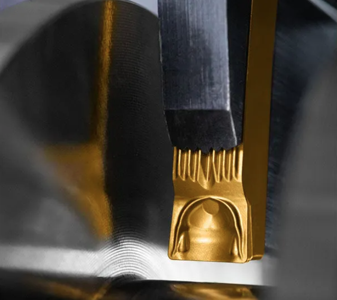 Walter Tools Groov·tec GD spårsvarvningssystem för tunga bearbetningsapplikationer med Tiger·tec Gold-beläggning.