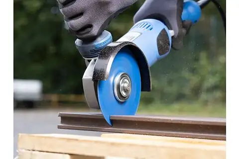PFERD Multi Power Carbide Wheel kapskiva för kapning av flera olika material inom industri och verkstad.